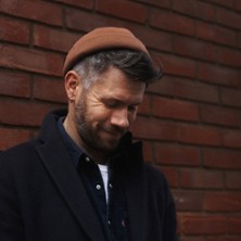THOMAS KAHN